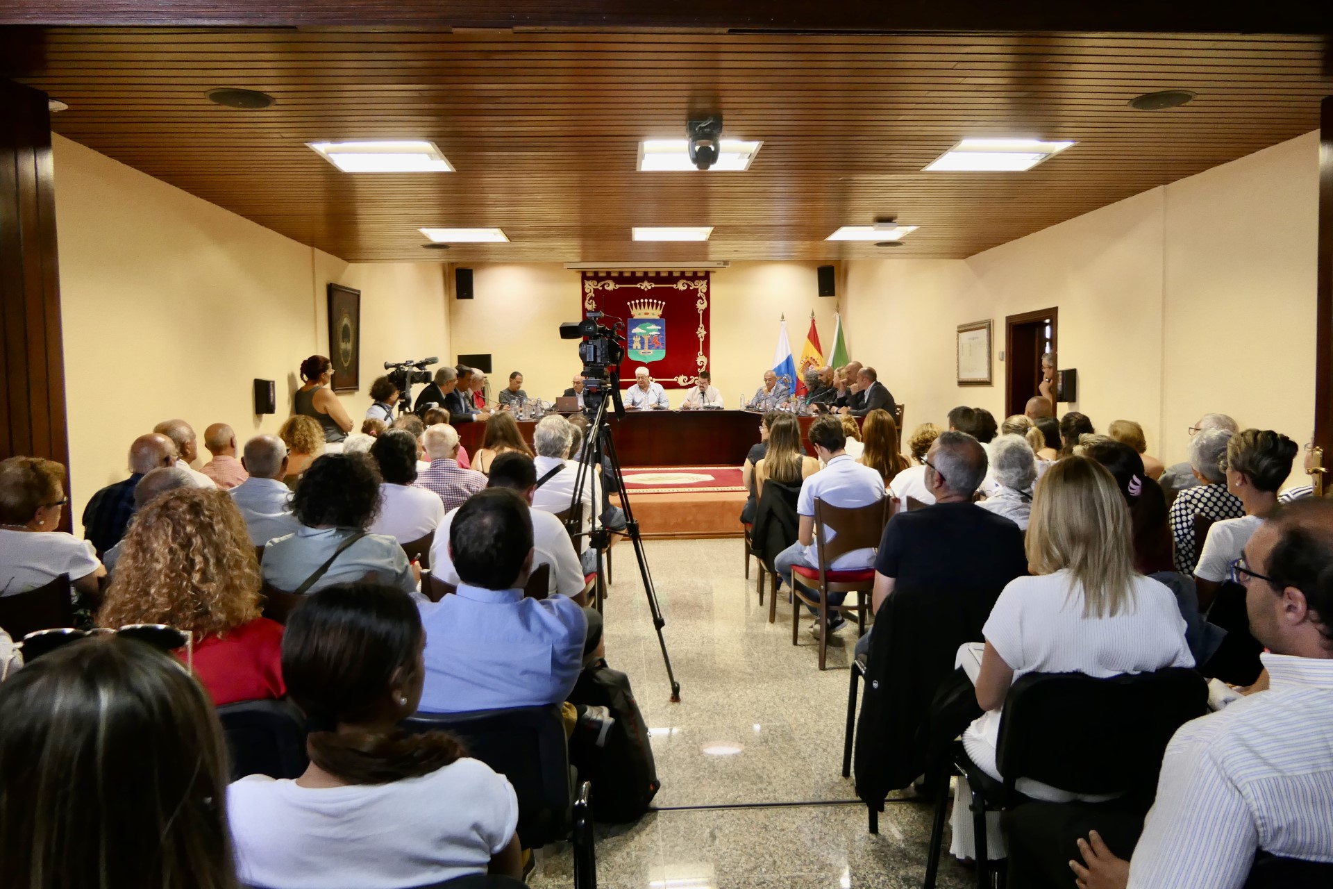 Pleno Moción de Censura Cabildo de El Hierro