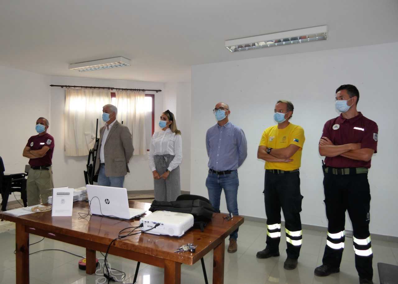 El Cabildo de El Hierro refuerza con medios propios la campaña contra incendios forestales