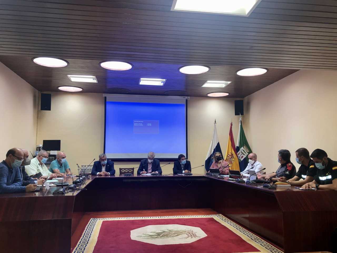 Cabildo de El Hierro solicitará que se derogue la Orden provisional que limita las OSP aéreas