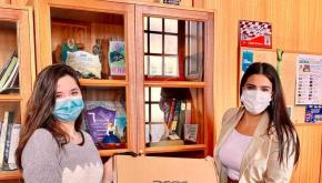 El Cabildo de El Hierro entrega material de apoyo educativo para sus alumnos universitarios